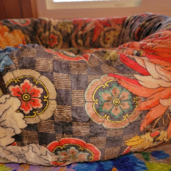 Last 1 Johnny Was Taylor Mandala Reversible Dog Bed, Orange, S, NWT, 24" D, Boho - Picture 13 of 16